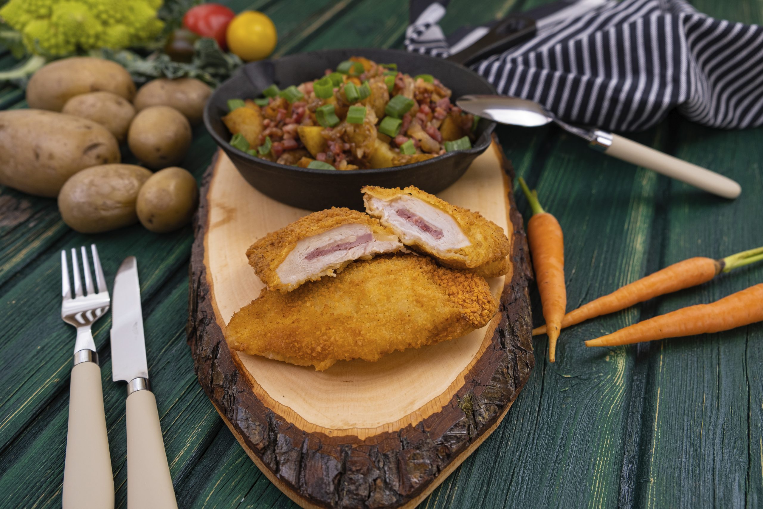 1105 Chicken breast fillet Cordon Bleu, cooked - Image 2